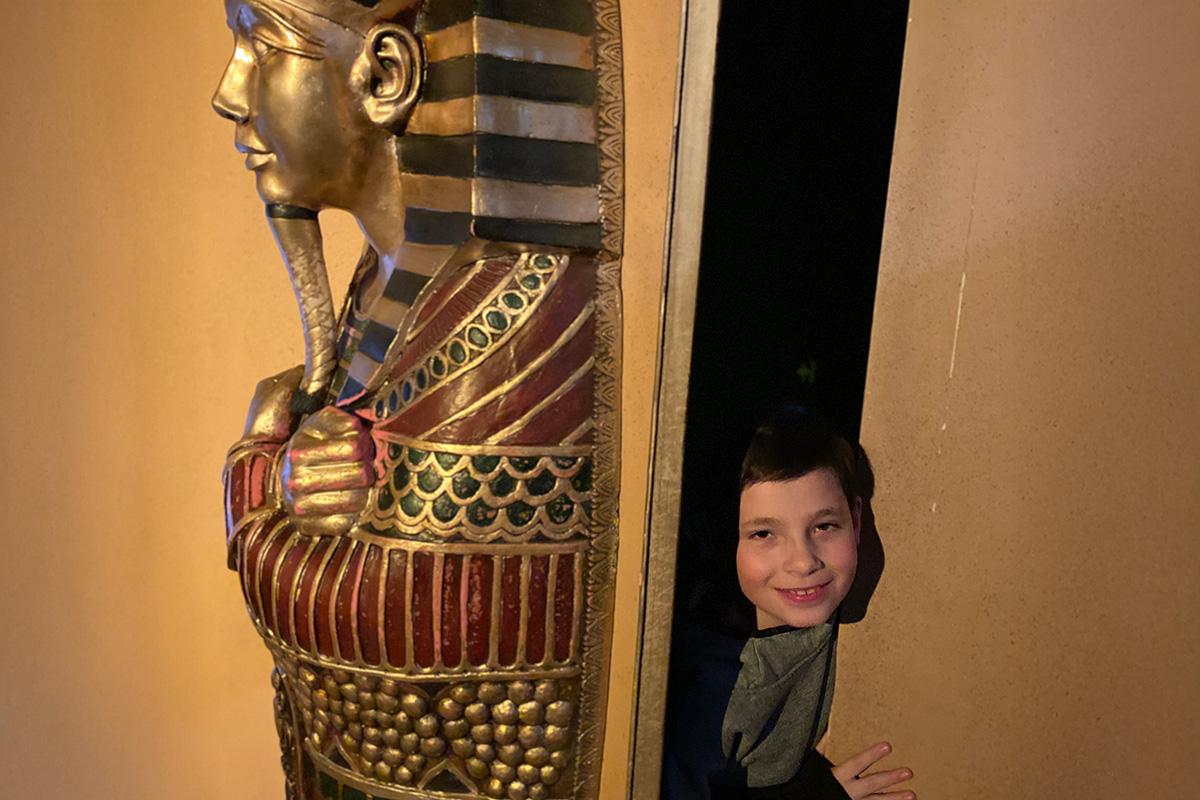 interactive_secretpassage.jpg